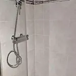 شقة En Bord De Avec Piscine, Terrasse Et Parking Prive - Fr-1-387-67