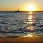 En Bord De Avec Piscine, Terrasse Et Parking Privé - Fr-1-387-67 Marseillan (Herault)