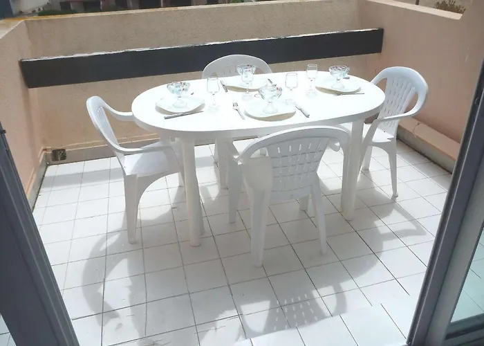 Apartment En Bord De Avec Piscine, Terrasse Et Parking Prive - Fr-1-387-67 Marseillan (Herault)