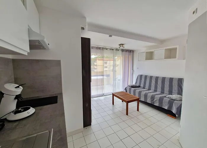 En Bord De Avec Piscine, Terrasse Et Parking Prive - Fr-1-387-67 *